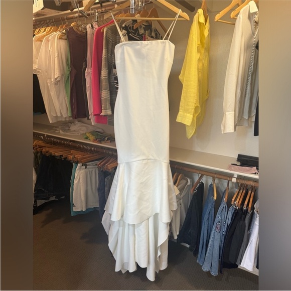 Solace London Kerama gown - Picture 9 of 10